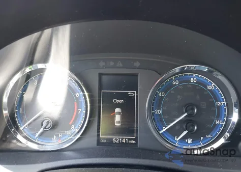 2018 Toyota Corolla Se из США, поврежденный, VIN 2T1BURHE8JC099370